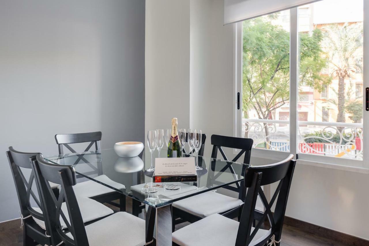 אליקאנטה La Casa De Los Espejos מראה חיצוני תמונה